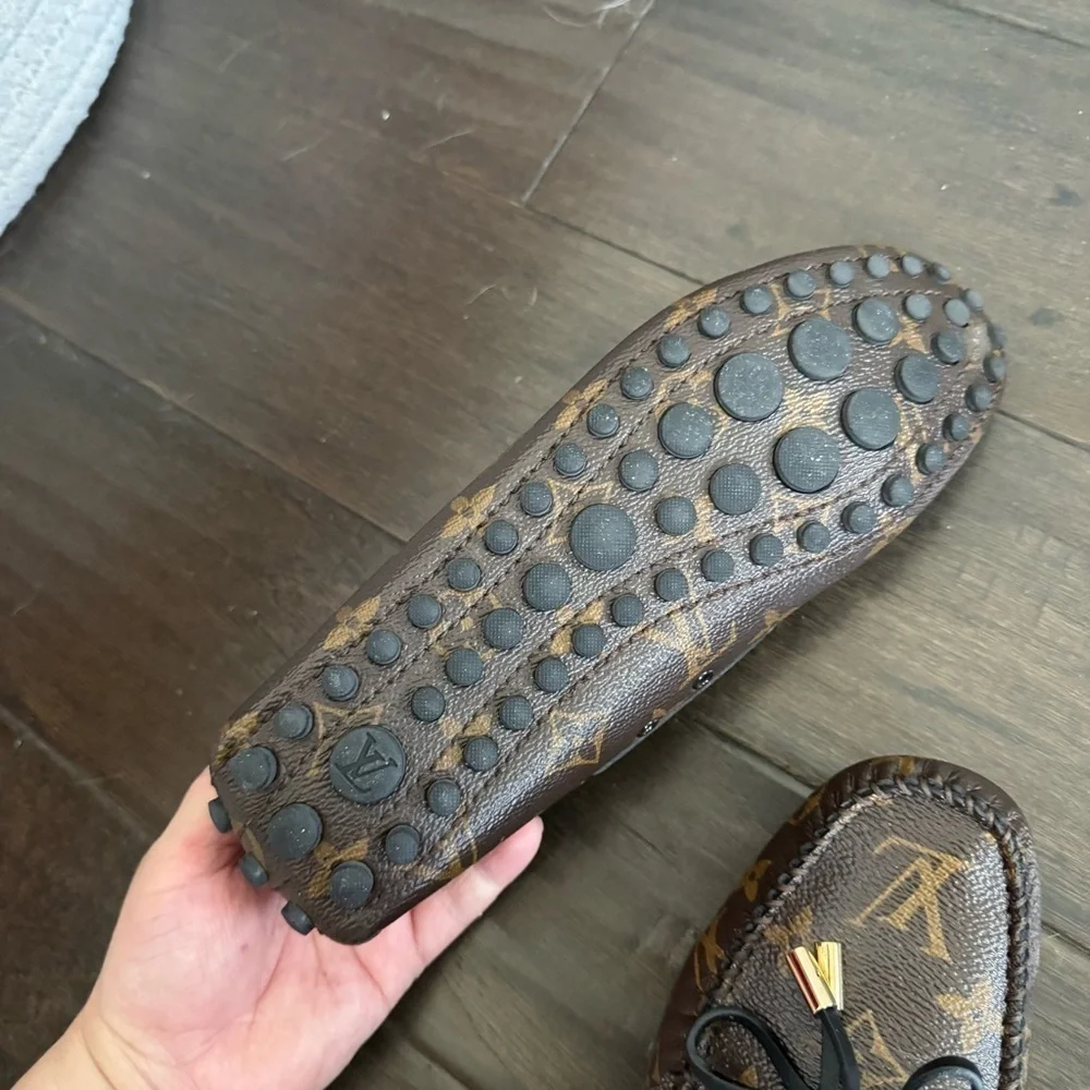 Louis Vuitton Patent Monogram Gloria Loafers 37.5